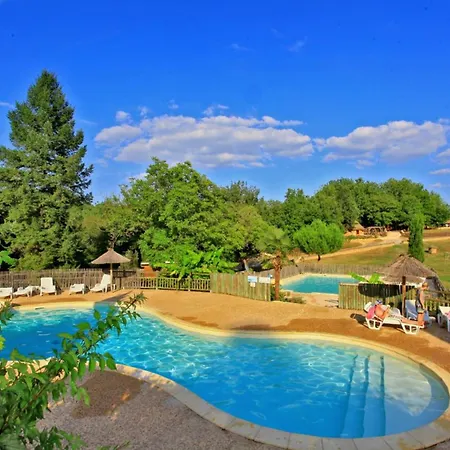 Accueillante, Animaux Ok - 5 Pers. - Api-1-52-2583 Campingplads Saint-Amand-de-Coly