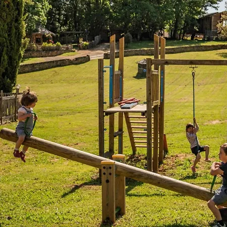 Camping Accueillante, Animaux Ok - 5 Pers. - Api-1-52-2583 *